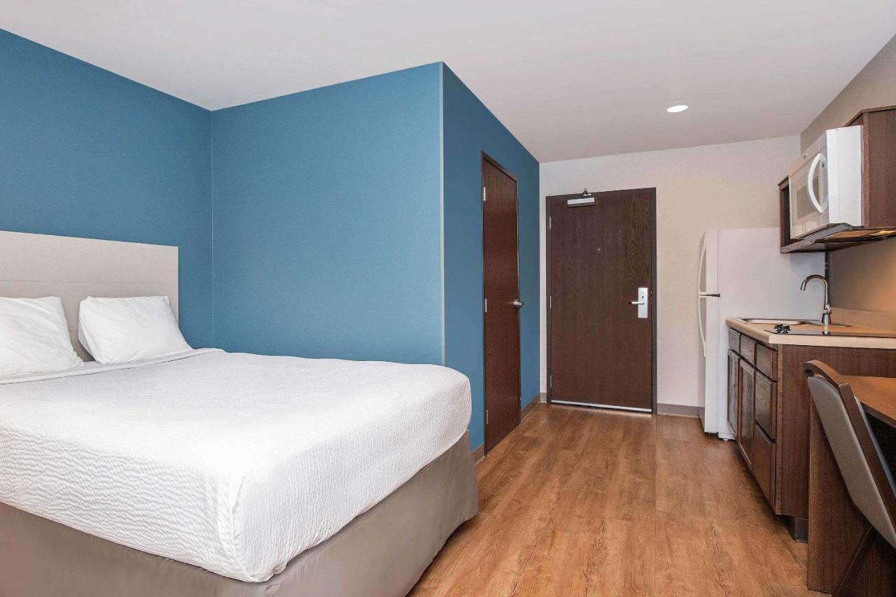 Woodspring Suites Carol Stream - Chicago Luaran gambar